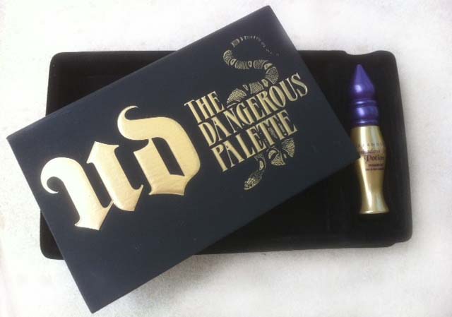 Urban Decay – The Dangerous Palette