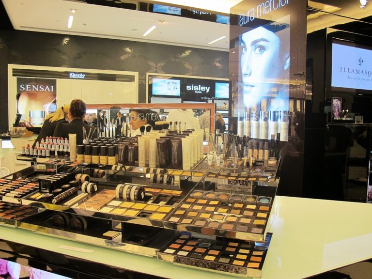 Laura Mercier opens in Bloomingdales, Dubai