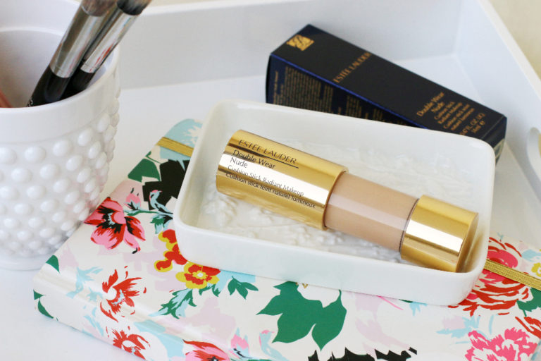 Estee Lauder Cushion Stick Radiant Makeup