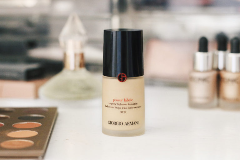 Giorgio Armani Power Fabric Foundation